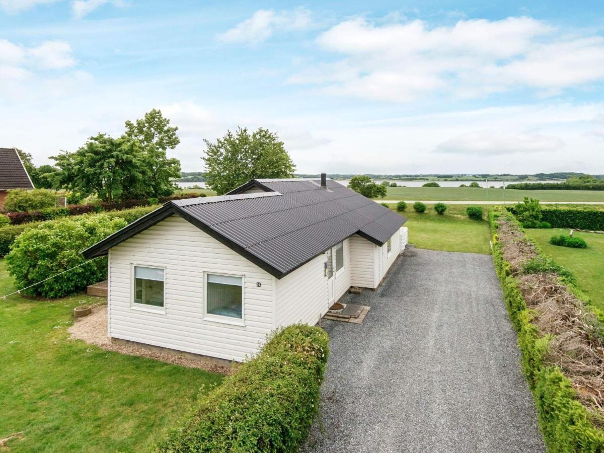 6 Person Holiday Home In Hejls Exterior foto
